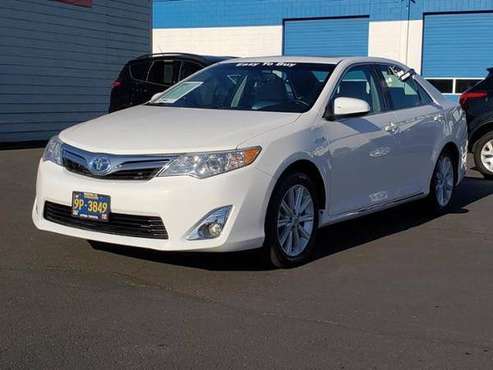 2014 Toyota Camry Hybrid Electric 4dr Sdn XLE Ltd Avail Sedan for sale in Medford, OR