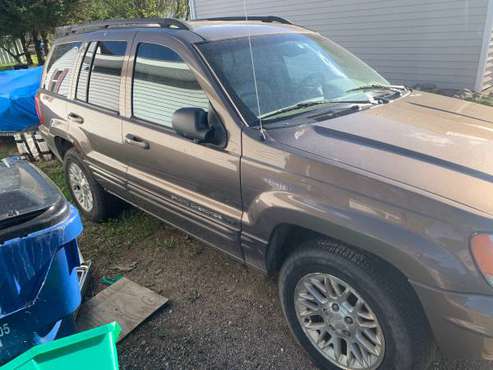 02 Jeep Grand Cherokee Limited (parts/fix) - - by for sale in Wittenberg, WI