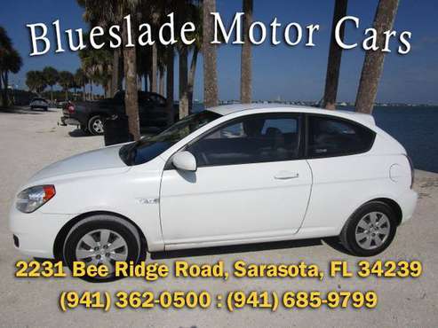 2011 HYUNDAI ACCENT COUPE AUTO CLEAN! - - by dealer for sale in Sarasota, FL