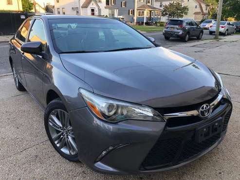 2016 Toyota Camry SE 26k miles Clean title Paid off for sale in Baldwin, NY
