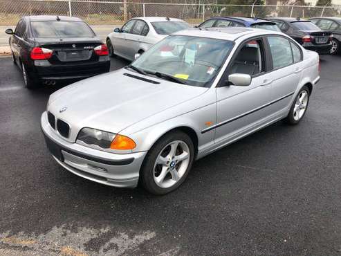 BMW 323I, 5 SPEED MANUAL, SUPER CLEAN CAR - cars & trucks - by... for sale in Attleboro, MA
