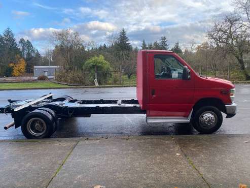 2014 E450 V10 Low mileage - cars & trucks - by owner - vehicle... for sale in Oregon City, OR