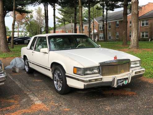 1992 Cadillac Coupe DeVille for sale in Jeffersonville, KY