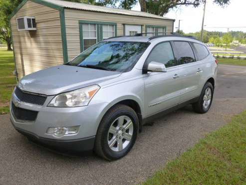 2009 CHEVROLET TRAVERSE LT One Owner! Third Row! for sale in Tallahassee, FL