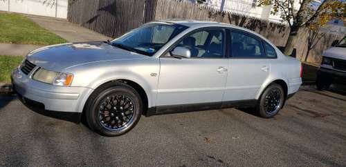 2000 VW Passat 4dr Sedan - cars & trucks - by owner - vehicle... for sale in STATEN ISLAND, NY