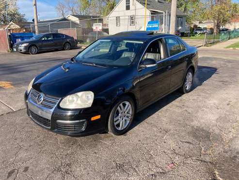 2008 VOLKSWAGEN JETTA BLACK BEAUTY MOONROOF SUNROOF LOADED - cars & for sale in Chicago, IL