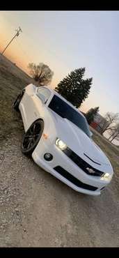 2011 camaro clean for sale in Bad Axe, MI