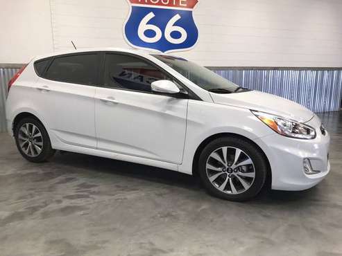 2017 HYUNDAI ACCENT SE ONLY 17,086 MILES!! 1 OWNER!! PERFECT CARFAX!!! for sale in Norman, KS
