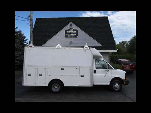 2004 Chevrolet Express G3500 Enclosed Service Body Roof Rack w/ Rear A for sale in Spencerport, NY