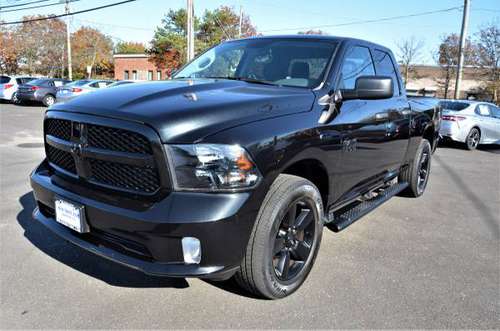 *****2017 RAM 1500 EXPRESS QUAD CAB 4WD PICKUP!! 23K MILES!! - cars... for sale in Bohemia, NY