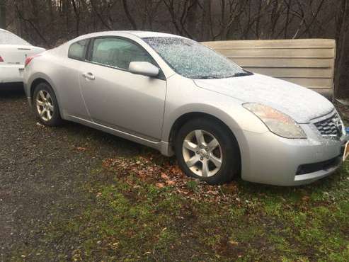 08 Nissan Altima coupe 2.5 - cars & trucks - by owner - vehicle... for sale in Canastota, NY
