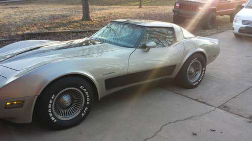 1982 CORVETTE - cars & trucks - by owner - vehicle automotive sale for sale in Oklahoma City, OK