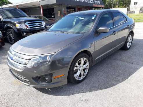 FORD FUSION AÑO 2012 - cars & trucks - by owner - vehicle automotive... for sale in Miami, FL