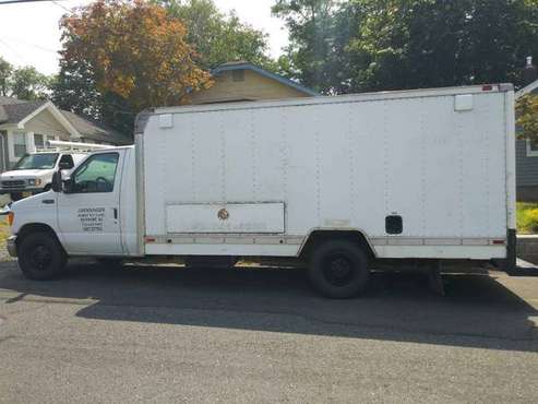 Ford E450 Box truck for sale in Keyport, NY