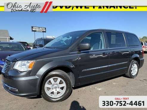 2012 Chrysler Town Country Touring Tv/DVD 3rd Row Leather V6 We Fina for sale in Canton, WV