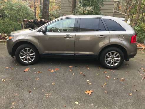 2013 Ford Edge Limited AWD - cars & trucks - by owner - vehicle... for sale in Ridgefield, NY