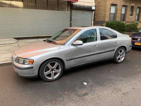 2000 Volvo S40 2.4 (77k Miles) LOOKING TO SELL TODAY - cars & trucks... for sale in Brooklyn, NY