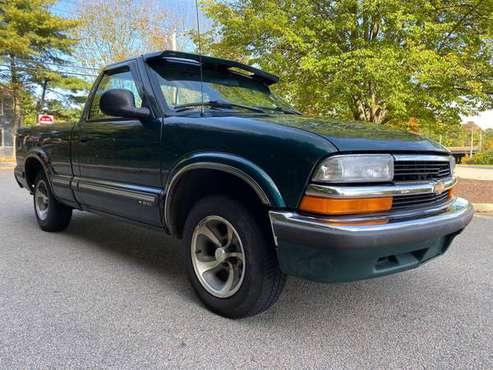 1998 Chevrolet S10 for sale in Brooklyn, CT