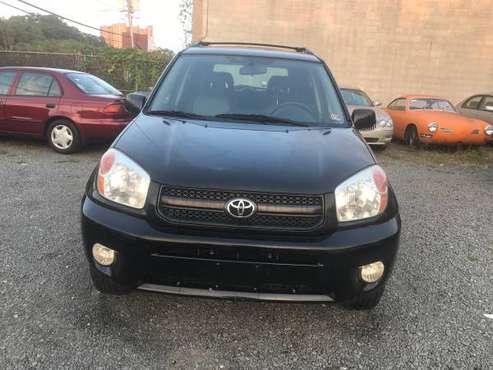 2005 TOYOTA RAV4 4WD - cars & trucks - by dealer - vehicle... for sale in Alexandria, District Of Columbia
