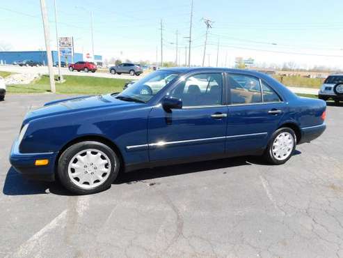 1998 Mercedes Benz E320 Sedan ( Only 106, 375 Miles! - cars & for sale in Fort Wayne, IN