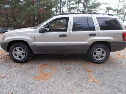Jeep 2003 Grand Cherokee Larado - cars & trucks - by owner - vehicle... for sale in Putnam, CT