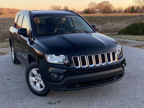 2017 Jeep Compass Latitude ***CLEAN TITLE W/42K MILES ONLY*** - cars... for sale in Omaha, IA