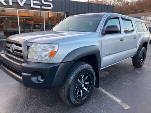 2008 Toyota Tacoma Double Cab 4x4 Lets Trade Text Offers Text Offer... for sale in Knoxville, TN