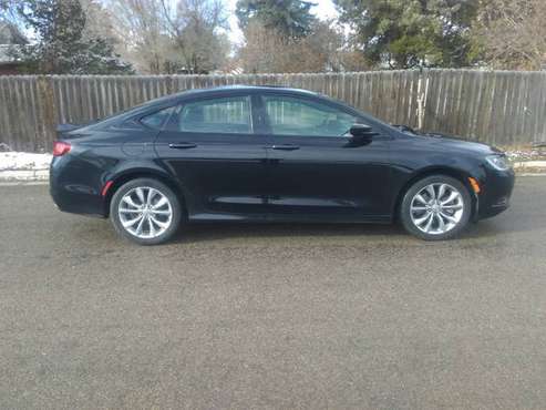 2015 Chrysler 200 S - cars & trucks - by owner - vehicle automotive... for sale in Sheridan, WY