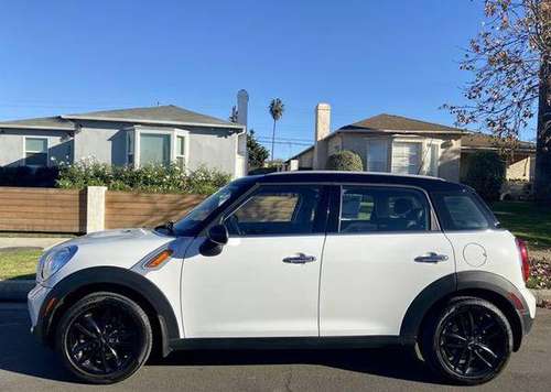 2015 MINI Countryman Cooper Hatchback 4D - FREE CARFAX ON EVERY... for sale in Los Angeles, CA