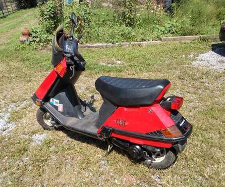2004 Honda Elite Scooter - cars & trucks - by owner - vehicle... for sale in Bluefield, VA