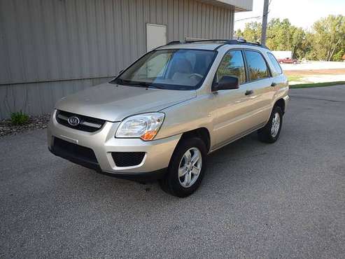$6595 - 2009 KIA SPORTAGE AWD - ONLY 102,000 MILES! - SUPER CLEAN! for sale in Marion, IA