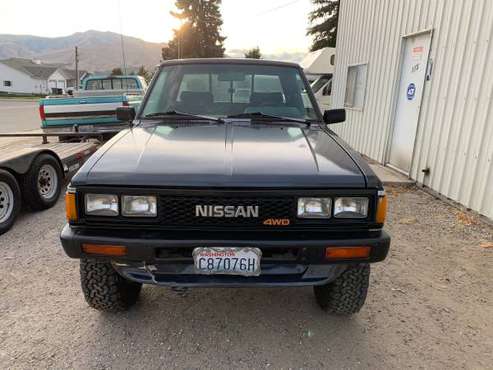 1985 Nissan 720 4x4 - cars & trucks - by owner - vehicle automotive... for sale in Wenatchee, WA