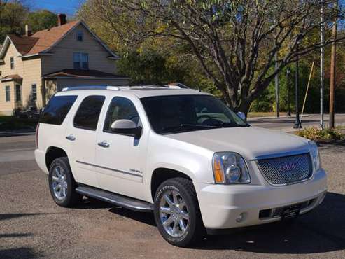 🔥 2011 GMC Yukon Denali! FULLY LOADED! LOW AS $999 DOWN TODAY - cars... for sale in Inver Grove Heights, MN
