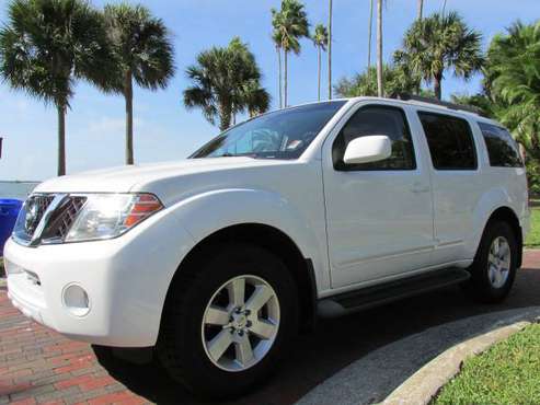3RD ROW SEAT NISSAN PATHFINDER FULLY LOADED NO CREDIT REFUSED!!!!!!!!! for sale in Clearwater, FL