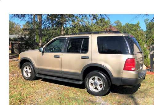 2003 Ford Explorer XLT / 3rd Row / Rear Air / Clean History Report -... for sale in Summerville , SC