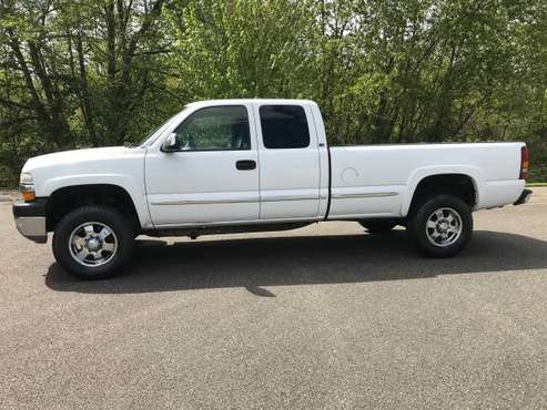 2002 Chevy Silverado 2500 Extended cab 4X4 clean title! - cars & for sale in Spanaway, WA