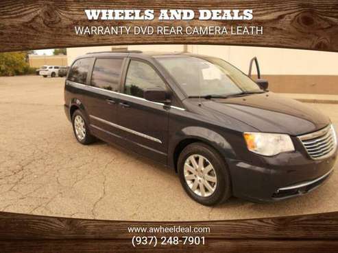 2013 CHRYSLER TOWN COUNTRY LEATHER DVD CAMERA WARRANT LQQK for sale in New Lebanon, OH
