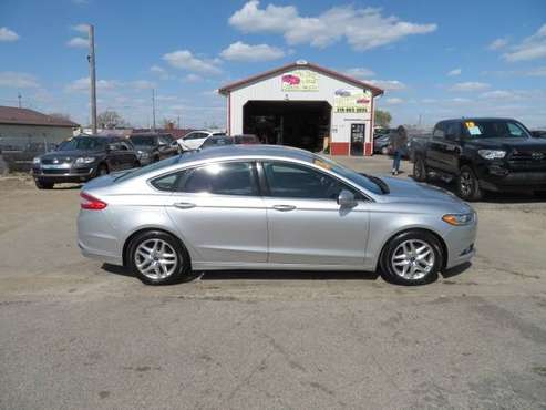 2013 Ford Fusion 4dr Sdn SE FWD 124, 000 miles 6, 999 for sale in Waterloo, IA