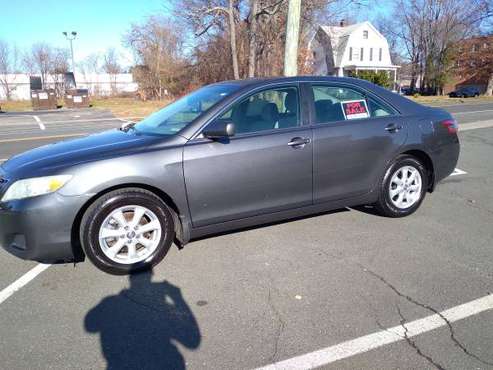 2011 Toyota camry - cars & trucks - by dealer - vehicle automotive... for sale in Manchester, MA