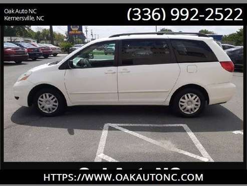 2006 Toyota Sienna LE! Family ready!, White for sale in KERNERSVILLE, NC