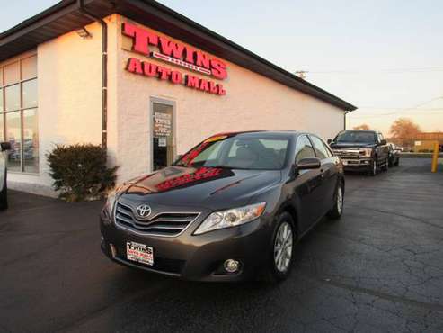 2011 Toyota Camry XLE - cars & trucks - by dealer - vehicle... for sale in Rockford, IL