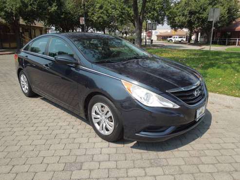 2011 HYUNDAI SONATA GLE BEAUTIFUL MUST SEE - cars & trucks - by... for sale in Oakdale, CA