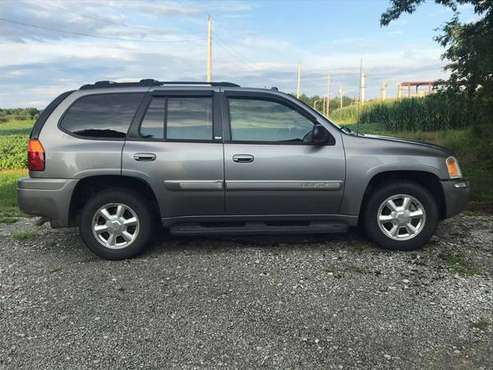 2005 GMC Envoy - cars & trucks - by owner - vehicle automotive sale for sale in Newton, IL