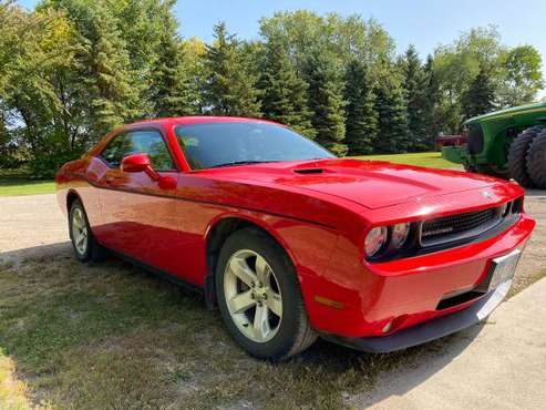 2010 Dodge Challenger SE - cars & trucks - by owner - vehicle... for sale in Crookston, ND