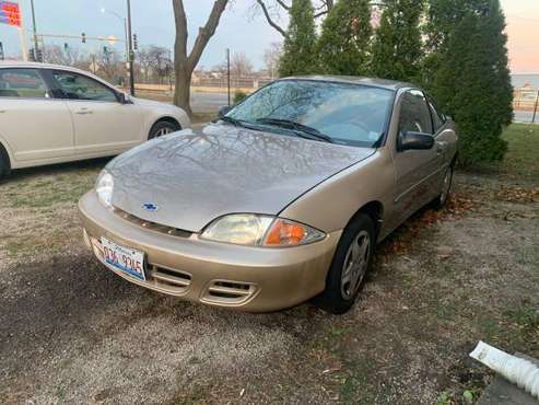2000 cavalier 98,000 miles. - cars & trucks - by owner - vehicle... for sale in Chicago, IL