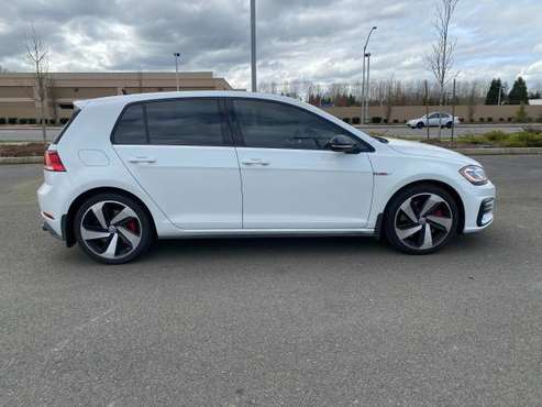 2018 Volkswagen GTI SE, 6 Speed Manual, Sunroof, Heated Seats, 19K! for sale in Milton, WA