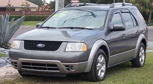 * 2006 Ford Freestyle * 3rd Row Seating * - cars & trucks - by... for sale in Palm Harbor, FL