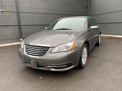 2012 Chrysler 200 Touring - - by dealer - vehicle for sale in Lockport, IL