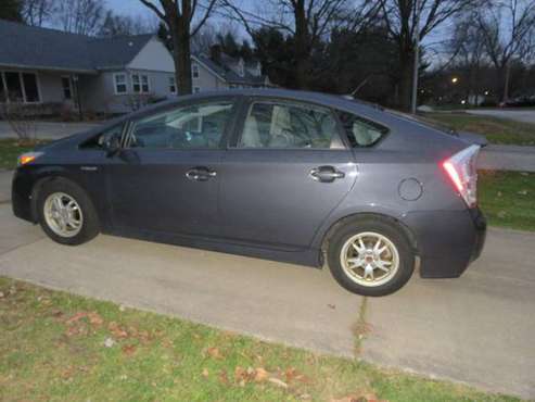 Prius Hybrid 2010 well maintained - cars & trucks - by owner -... for sale in kent, OH