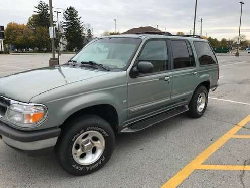 1998 FORD EXPLORER XLT AWD - cars & trucks - by owner - vehicle... for sale in Findlay, OH